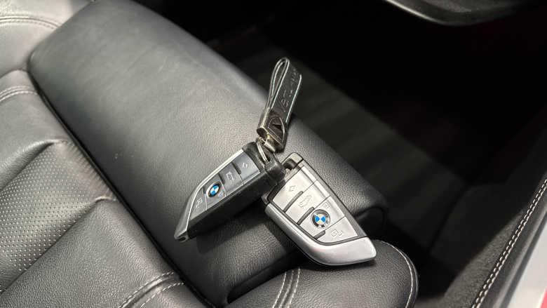 BMW X5 xDrive45e xLine 5dr Auto Estate